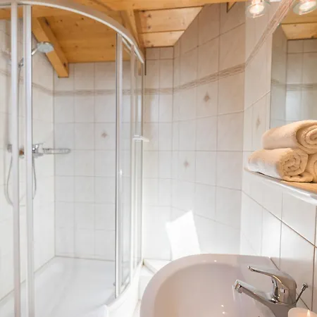 Seeglueck Mit Grosszuegigem Suedbalkon Und Herrlichem Seeblick Apartman *