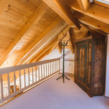 Seeglueck Mit Grosszuegigem Suedbalkon Und Herrlichem Seeblick