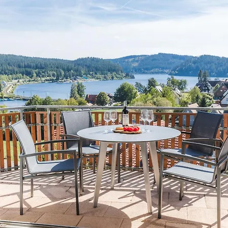 Apartment Seeglueck Mit Grosszuegigem Suedbalkon Und Herrlichem Seeblick Schluchsee